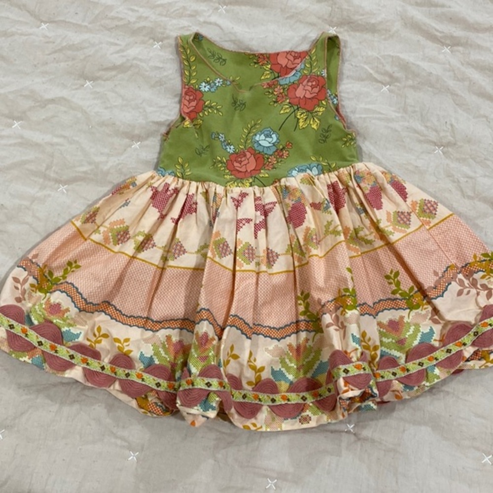 EUC SZ 2 ⭐️ Matilda Jane Platinum Top/Dress